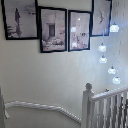 Excel Single Room - 5Mins To Excel & 10Mins To Canary Wharf Лондон Екстер'єр фото